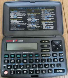 Multilingual Translator & Αριθμομηχανή GENIE 8005